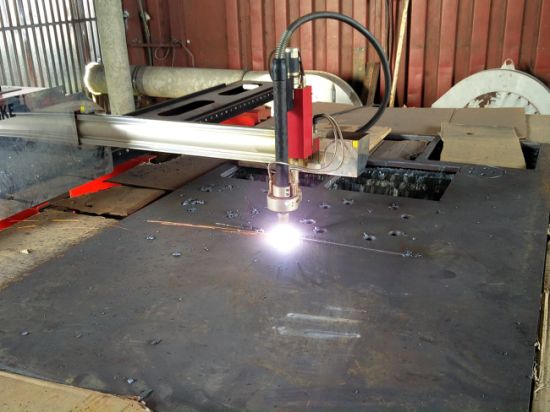 CNC rezalnik CNC plazma rezanje stroj plamensko rezanje stroj CNC rezalnik sestavnih delov