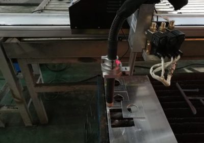 1500 * 3000 visokokakovosten prenosni CNC-ploski stroj za rezanje plazme